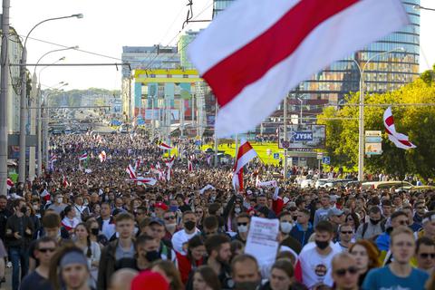 Im September 2020 protestieren Demonstranten gegen die Präsidentschaftswahlen in Belarus. Archivfoto: dpa