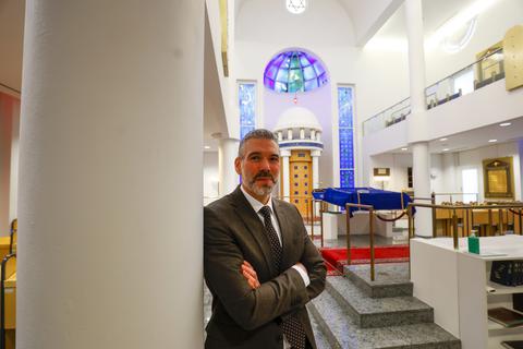 Daniel Neumann, Direktor des Landesverbands der Jüdischen Gemeinden in Hessen. 