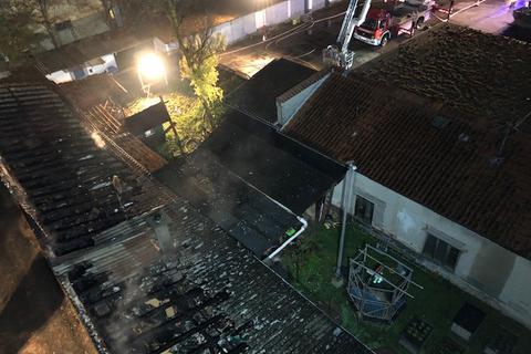 Bei einem Dachstuhlbrand in Monsheim ist ein Schaden von 150.000 Euro entstanden. Foto: Polizei Worms