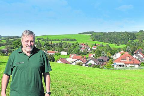 Stefan Aßmann ist Ortsvorsteher von Hartenrod, das mit 250 Einwohnern einer der kleinsten Ortsteile Wald-Michelbachs ist. Foto: Katja Gesche  Foto: Katja Gesche