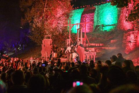 Ein letztes Mal noch wird das Halloween-Spektakel auf Burg Frankenstein stattfinden. Hier eine Aufnahme von 2022.