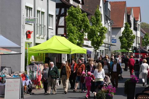 In der Eberstädter Straße in Pfungstadt werden sich während des Hessentags wohl Tausende Besucher tummeln. Für ansässige Betriebe ist das Landesfest aber nicht nur ein Grund zur Freude.