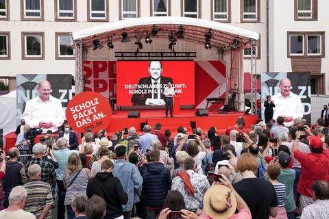 SPD Bundestagswahlkampf in Worms mit Kanzlerkandidat und Bundesfinanzminister Olaf Scholz.  Foto: pakalski-press/Boris Korpak