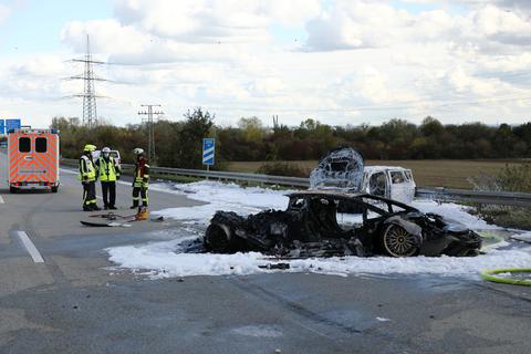 Bei einem illegalen Autorennen auf der A66 im vergangenen Jahr konnte ein Mensch nur noch tot geborgen werden. Foto: 5vision Media