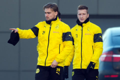 Bereit fürs Mainzer Spiel: Die Dortmunder Marcel Schmelzer (links) und Marco Reus. Foto: dpa