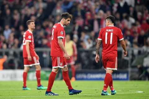 Enttäuscht: die Bayern-Spieler. Foto: dpa