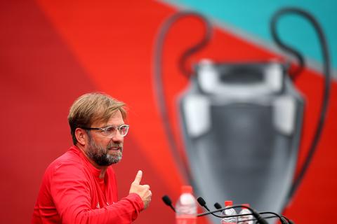 Jürgen Klopp, Trainer des FC Liverpool, spricht bei einer Pressekonferenz am Melwood Training Ground vor dem Champions League Finale gegen Tottenham Hotspur. Das Endspiel ist am 01. Juni in Madrid.  Foto: dpa