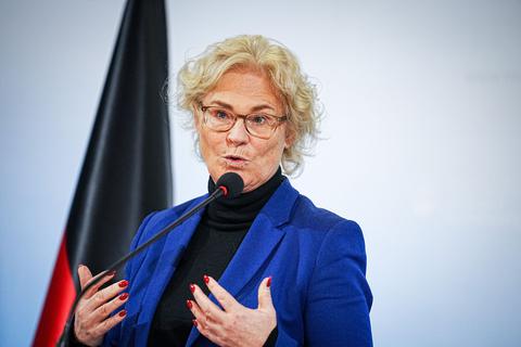 Rücktritt vom Amt der Verteidigungsministerin: Christine Lambrecht (SPD).