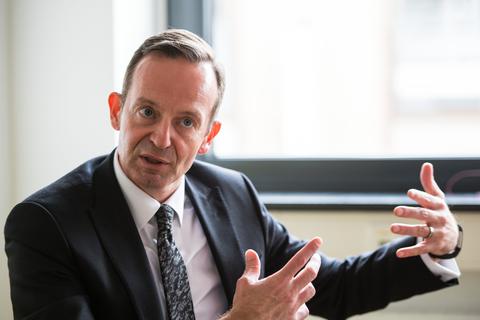Der rheinland-pfälzische Wirtschaftsminister Volker Wissing (FDP) steht in der Kritik wegen der schleppenden Auszahlung von Soforthilfen. Foto: dpa