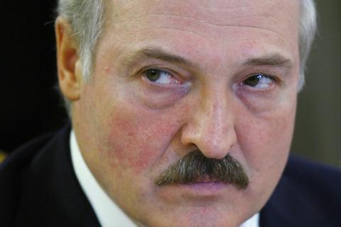 Im von Alexander Lukaschenko geführten Regime in Belarus sind Oppositionelle nicht mehr sicher.   Archivfoto: Sergei Shelega/POOL BelTA/AP/dpa 