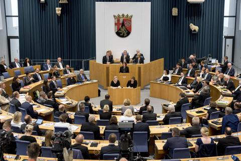 Der rheinland-pfälzische Landtag. Foto: dpa 