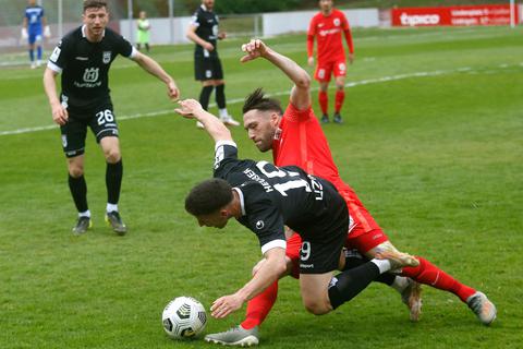 Der FC Gießen verliert gegen den SSV Ulm. Foto: Ben Volkmann 