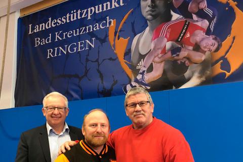 Sie freuen sich in Bad Kreuznach auf zwei Jahre Stützpunkt: Steffen Oberst, Oliver Eich und Karl Heinz Helbing (von links). Foto: AZ-Archiv 